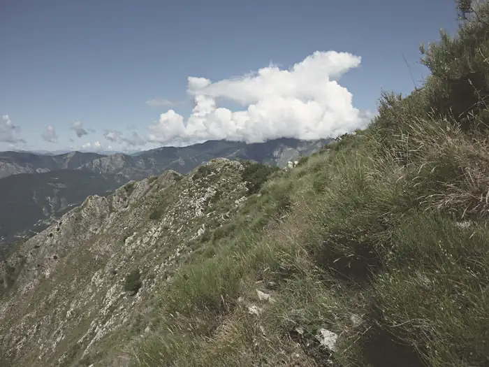 Crête en direction de la cime des Vallières, à La Bollène-Vésubie