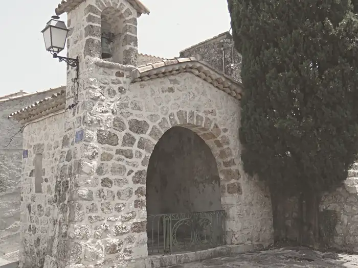 Chapelle Saint-Bernardin de Bouyon
