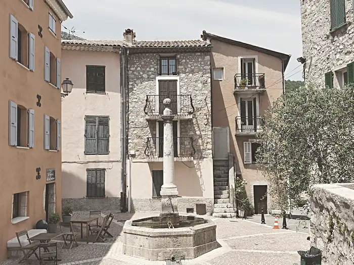 Bouyon Place Saint-Roch