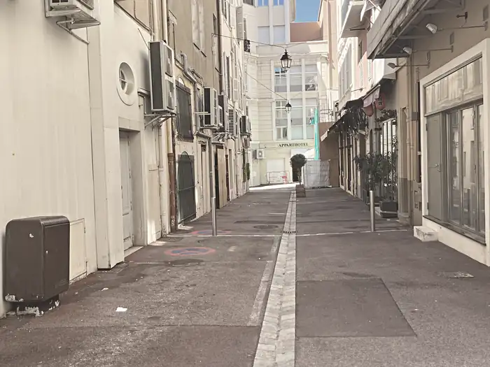 Rue des Gabres, à Cannes
