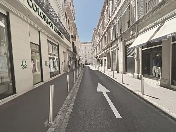 Rue La Fontaine, à Cannes