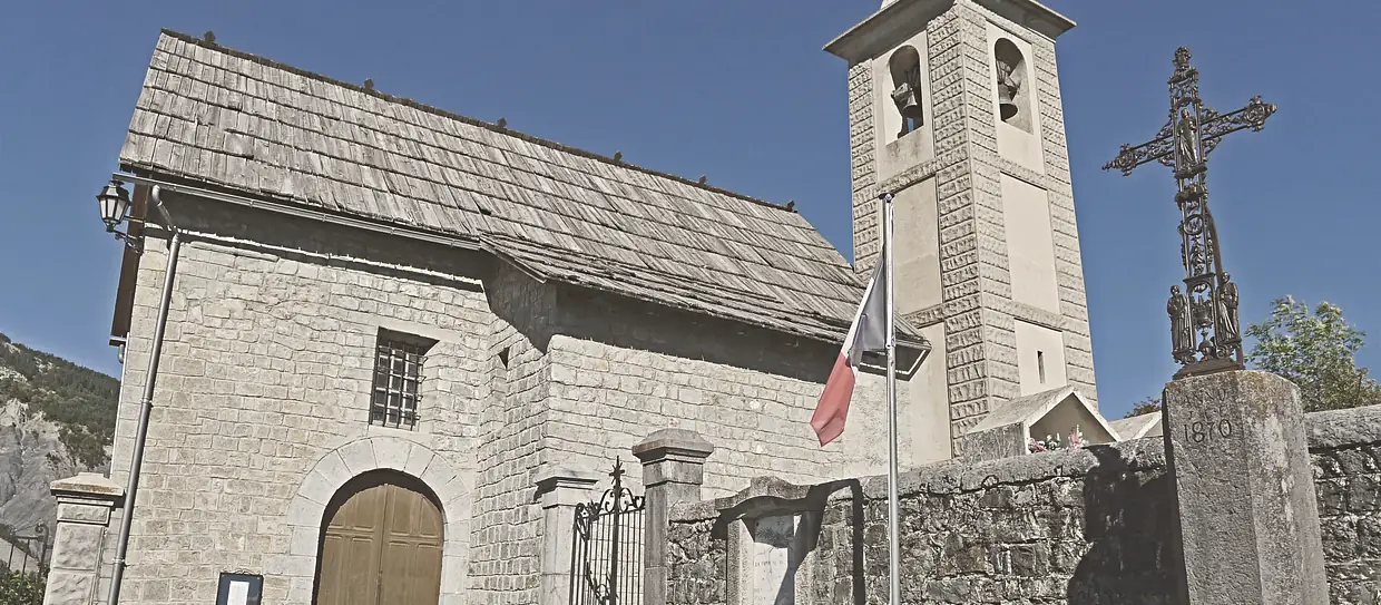 L'église Saint-Nicolas de Châteauneuf-d'Entraunes