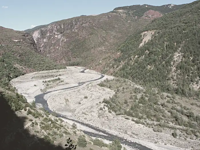 La vallée du Var à Daluis, Alpes-Maritimes, France