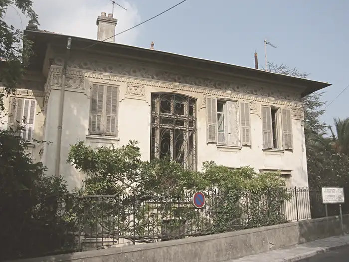 Unoccupied Great House at Gattières