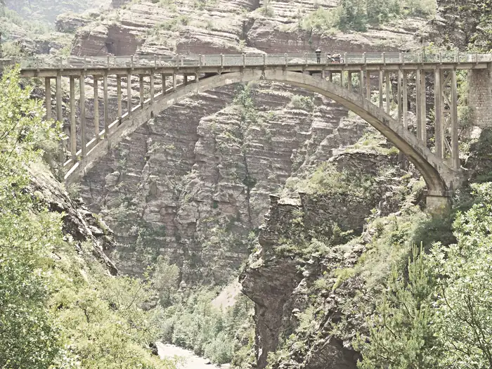 Pont de la Mariée, à Guillaumes