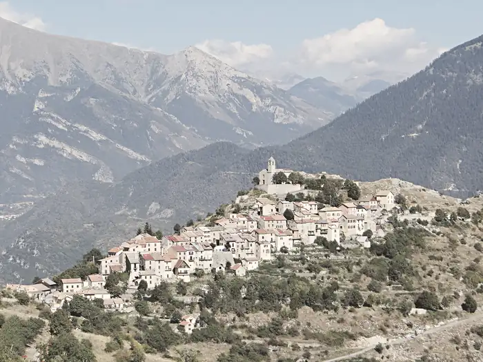 Vue d'ensemble, à Ilonse