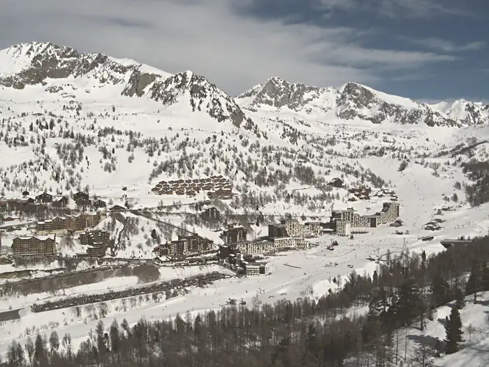 Isola 2000