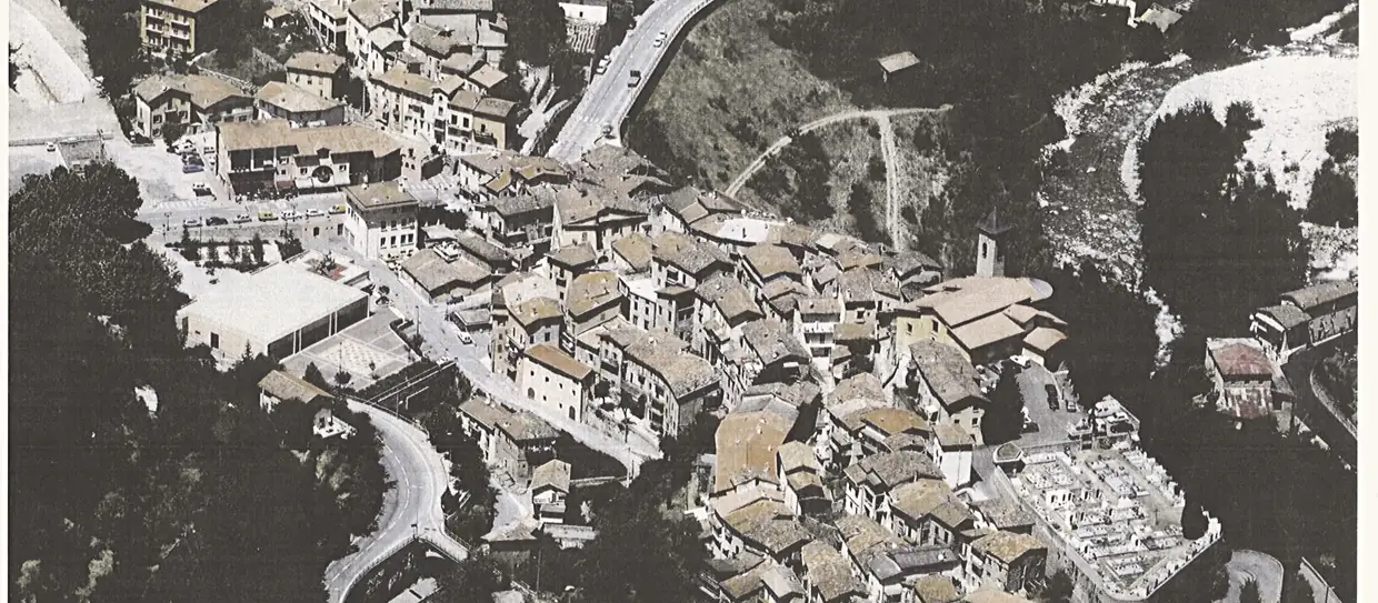 Lantosque vue du ciel