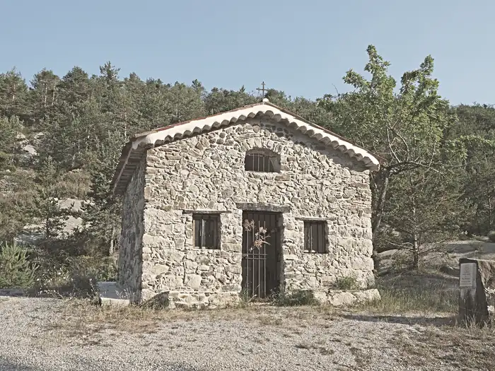 Chapelle Sainte-Anne de Massoins
