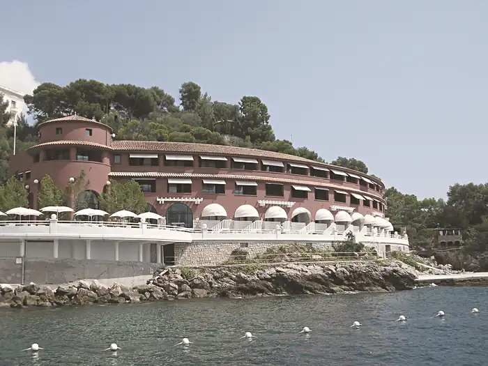 Monte-Carlo Beach, à Roquebrune-Cap-Martin