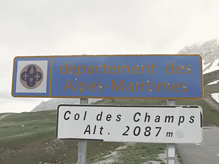 Col des Champs, à Saint-Martin-d'Entraunes