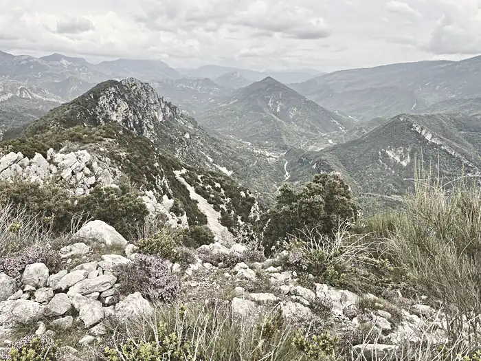 Paysage des Alpes Maritimes près de Sigale