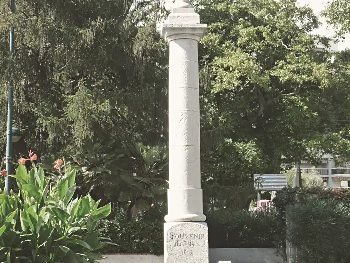 Colonne commémorative du débarquement de Napoléon, à Vallauris