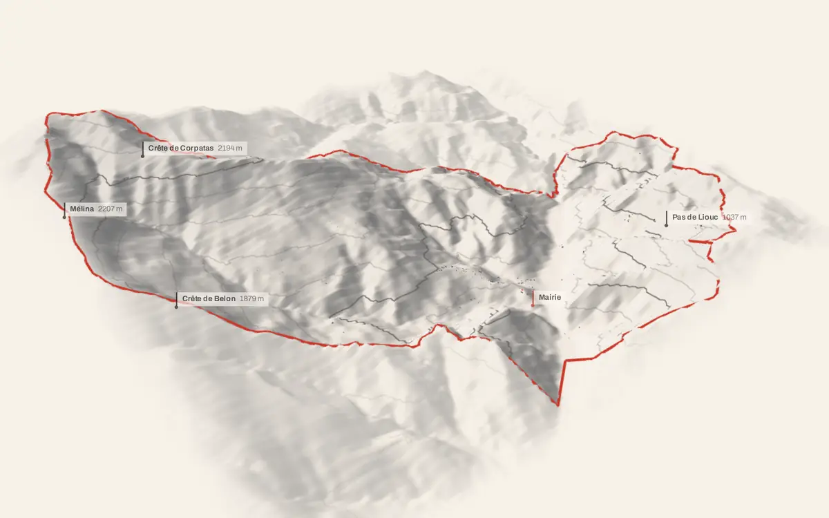 Daluis vue en relief depuis le sud-ouest : le terrain va de 600 à 2 504 mètres d'altitude, et 380 bâtiments y sont dressés à leur hauteur réelle.