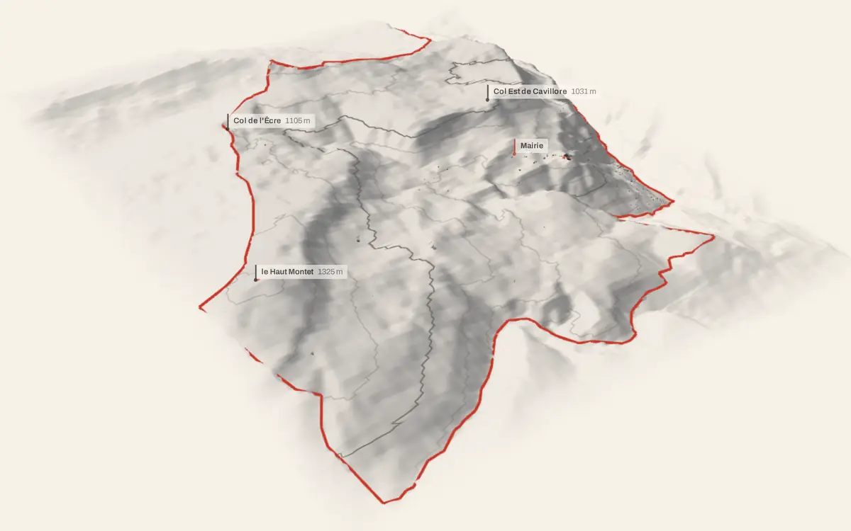 Gourdon vue en relief depuis le sud-ouest : le terrain va de 158 à 1 333 mètres d'altitude, et 495 bâtiments y sont dressés à leur hauteur réelle.