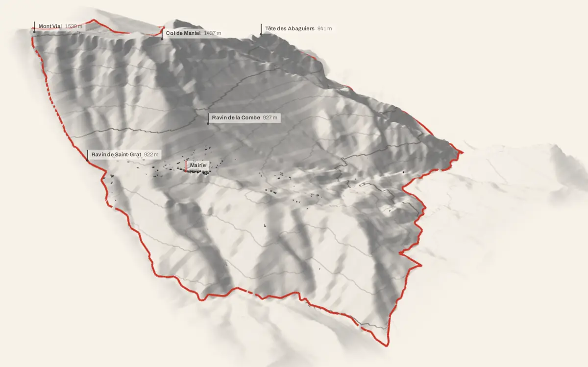 Revest-les-Roches vue en relief depuis le sud-ouest : le terrain va de 144 à 1 539 mètres d'altitude, et 295 bâtiments y sont dressés à leur hauteur réelle.
