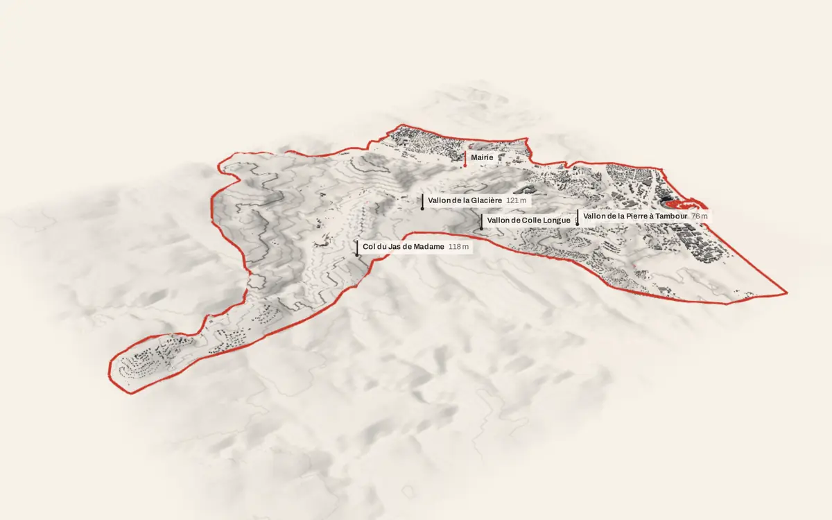 Villeneuve-Loubet vue en relief depuis le sud-ouest : le terrain va de -0 à 212 mètres d'altitude, et 8 802 bâtiments y sont dressés à leur hauteur réelle.